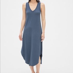 NWT Blue Gap Soft Slub V neck Midi dress